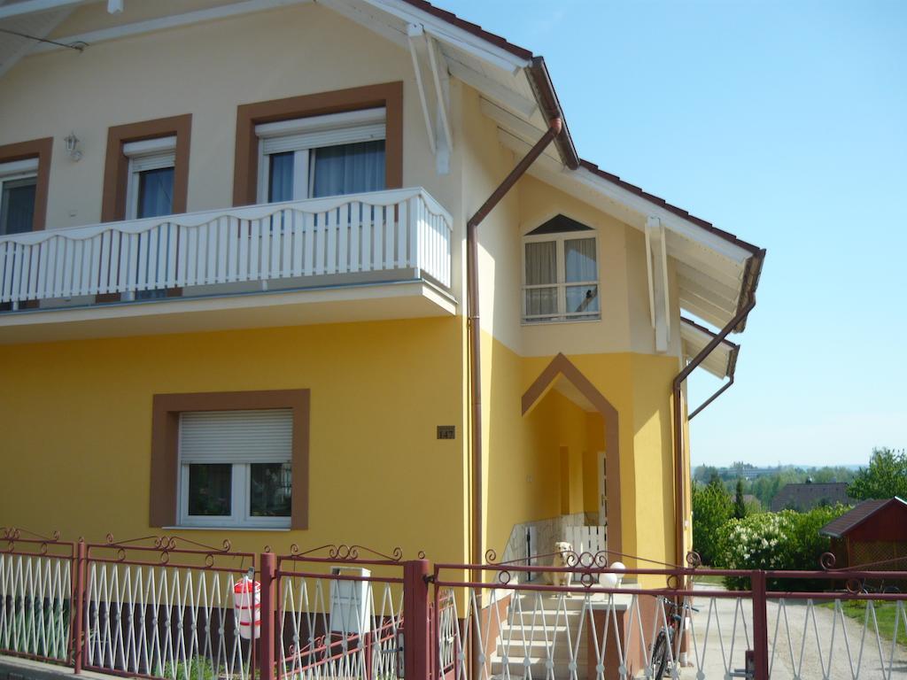 Kaman Vendeghaz Apartment Alsópáhok Bagian luar foto